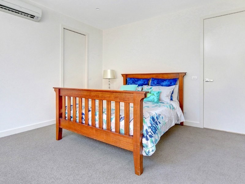 11 Dava Drive, Mornington VIC 3931