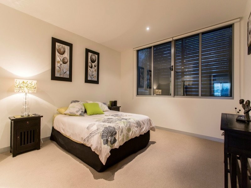 207/22 Main Street, Mornington VIC 3931