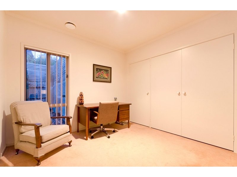 3/6 Portrush Grove, Mornington VIC 3931