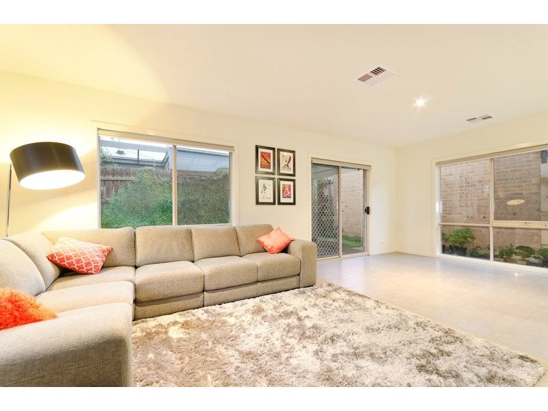 2/90 Harrap Road, Mount Martha VIC 3934