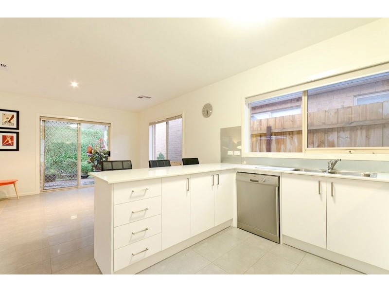 2/90 Harrap Road, Mount Martha VIC 3934