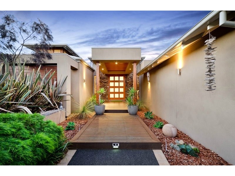 34 Ben Drive, Mornington VIC 3931