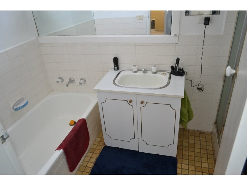 7/28 Lucerne Avenue, Mornington VIC 3931