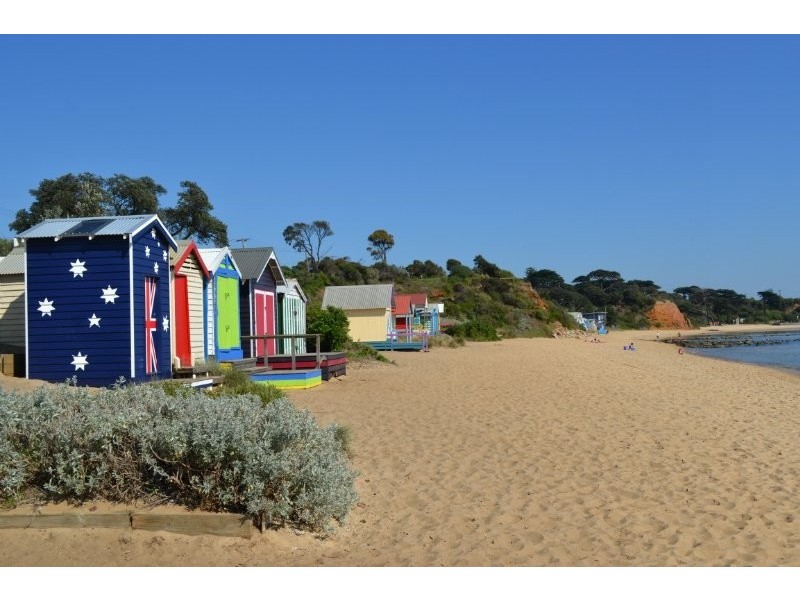 Bathing Box 34, Shire Hall Beach, Mornington VIC 3931