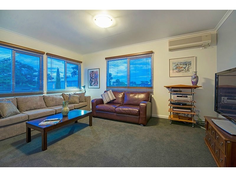 1/20 Kent Street, Mornington VIC 3931