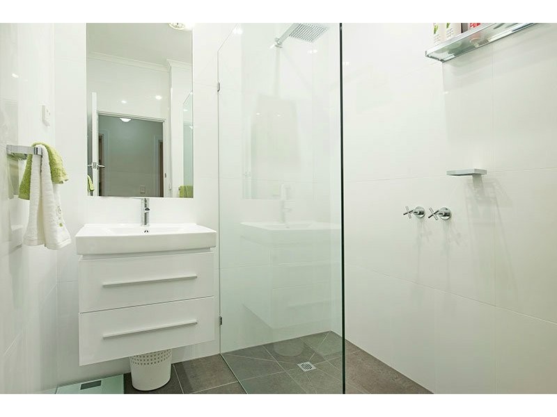 1/20 Kent Street, Mornington VIC 3931