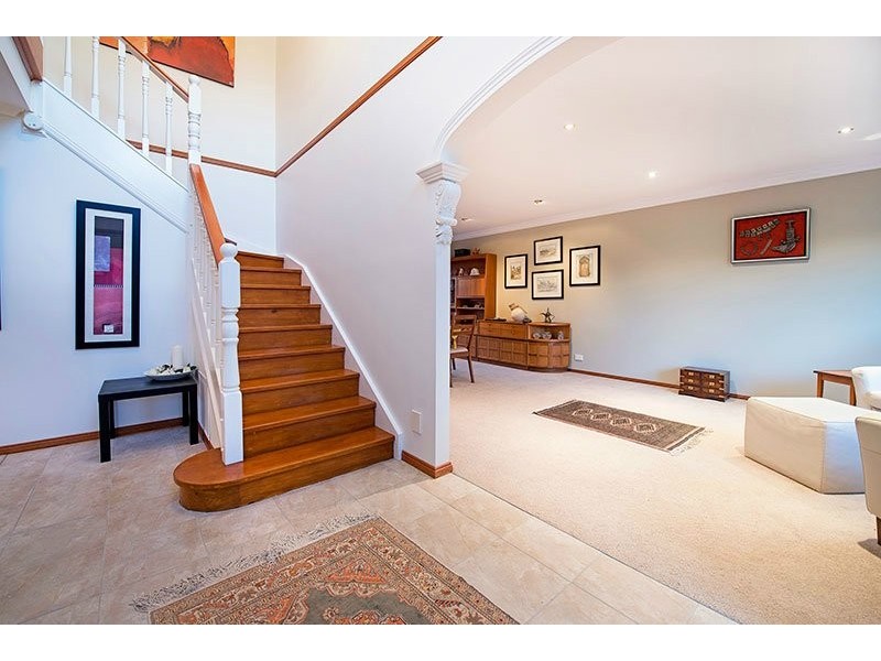 5 Kenworthy Rise, Mornington VIC 3931