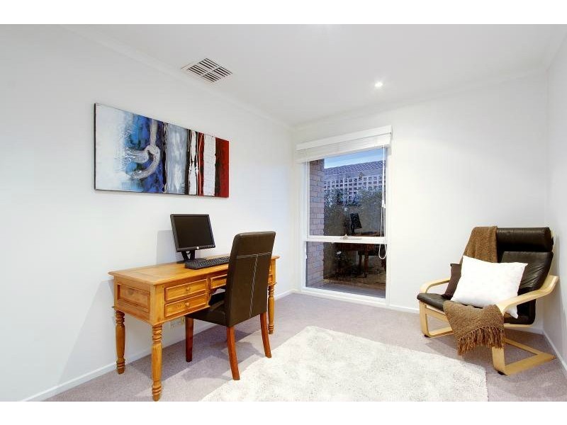 14 Parkside Crescent, Mornington VIC 3931