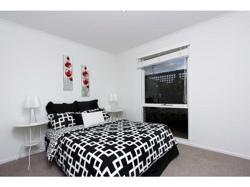 14 Parkside Crescent, Mornington VIC 3931