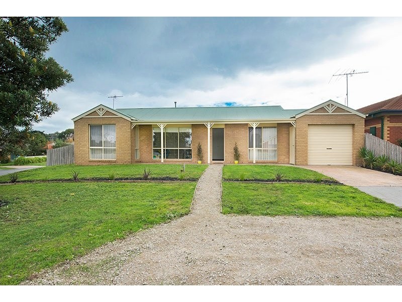 18 Settlers Way, Mount Martha VIC 3934