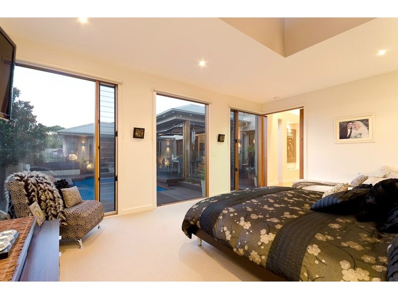 34 Ben Drive, Mornington VIC 3931