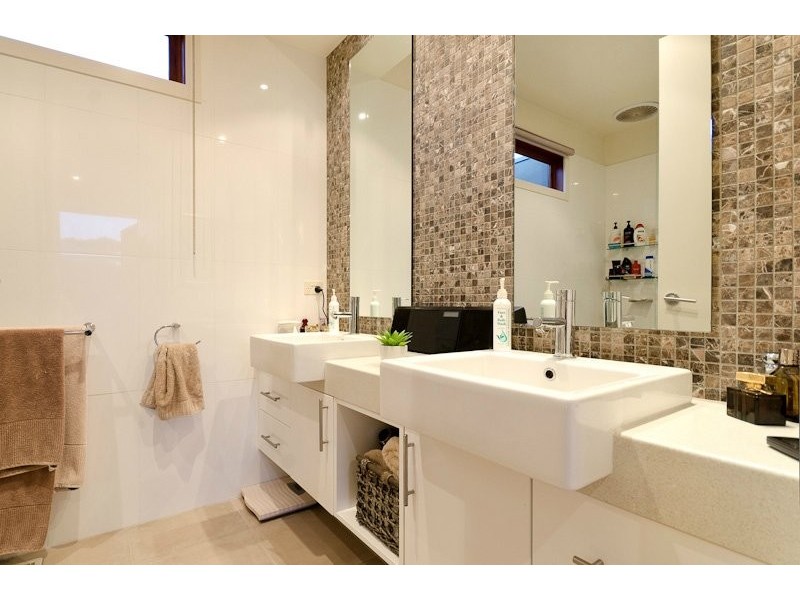 34 Ben Drive, Mornington VIC 3931