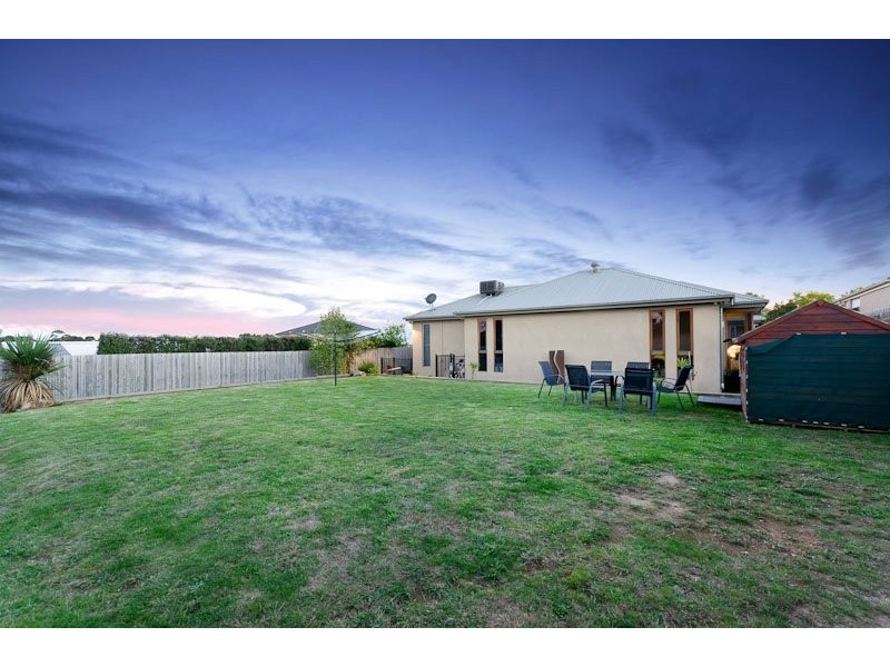 34 Ben Drive, Mornington VIC 3931