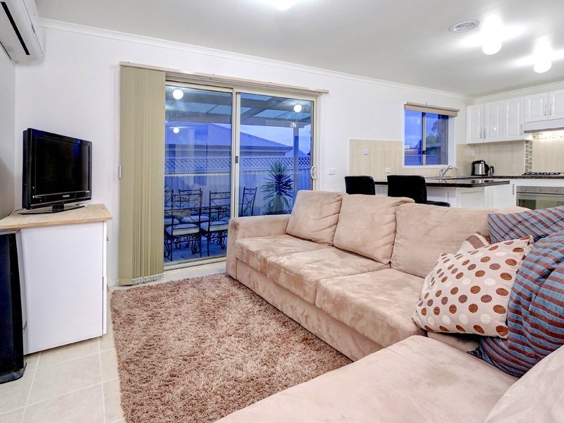 2a Mondana Way, Mount Martha VIC 3934