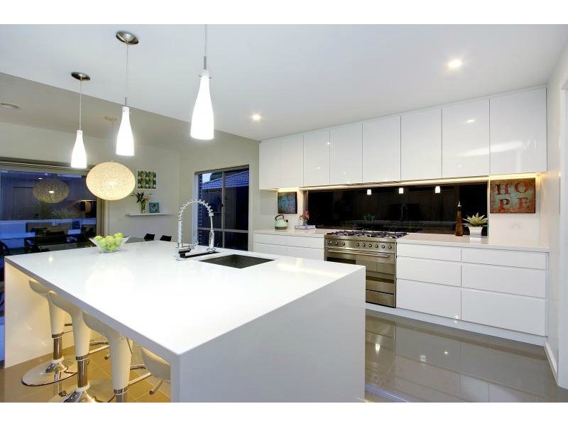 4 Sentosa Place, Mount Martha VIC 3934