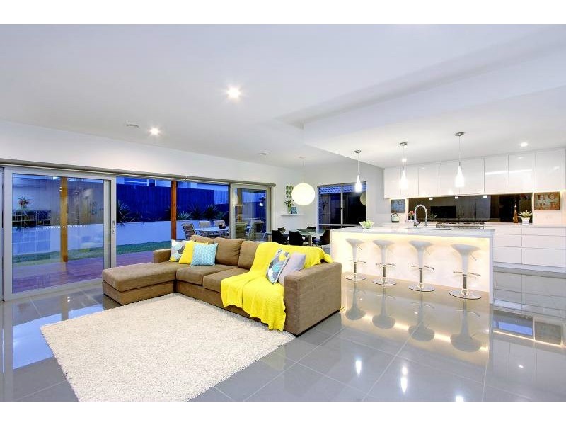 4 Sentosa Place, Mount Martha VIC 3934