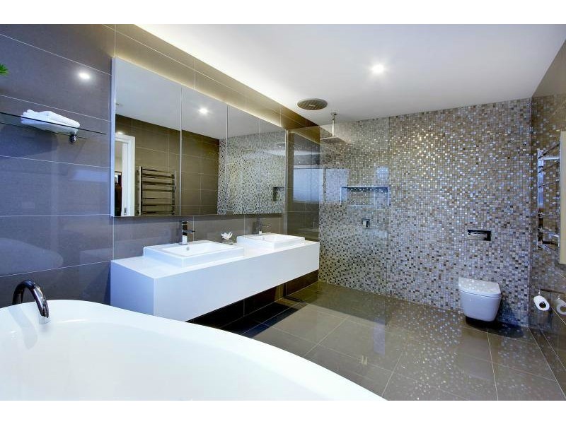 4 Sentosa Place, Mount Martha VIC 3934