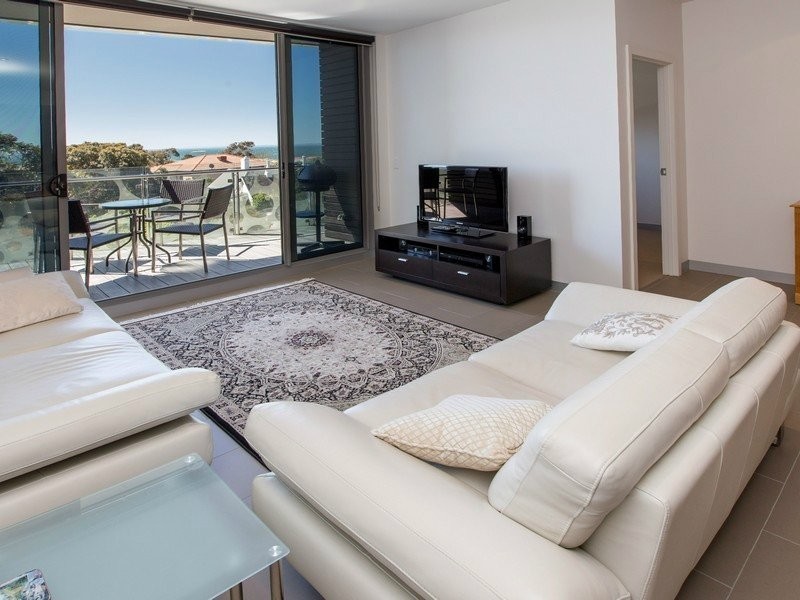 303/22 Main Street, Mornington VIC 3931