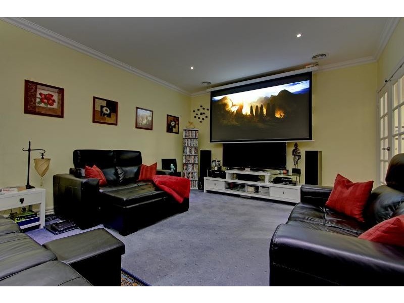 44 Kathleen Crescent, Mornington VIC 3931