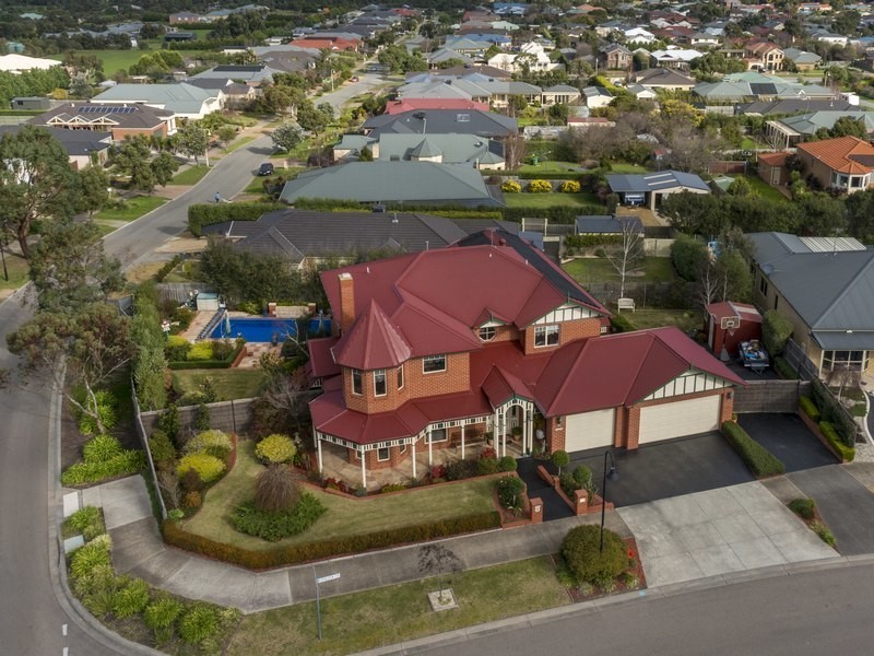 44 Kathleen Crescent, Mornington VIC 3931