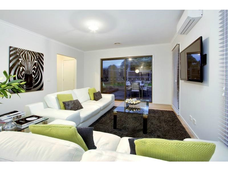 10/60 Green Island Avenue, Mount Martha VIC 3934