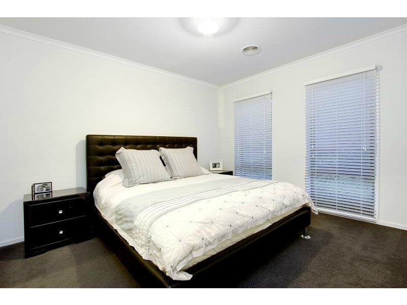 10/60 Green Island Avenue, Mount Martha VIC 3934