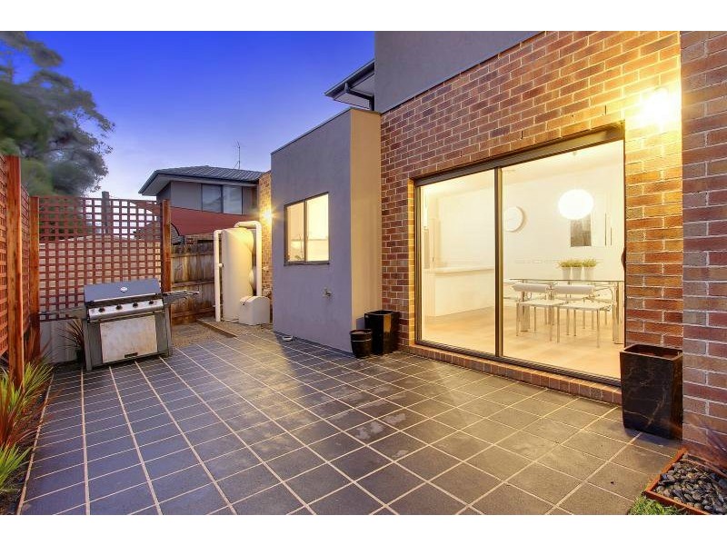 10/60 Green Island Avenue, Mount Martha VIC 3934