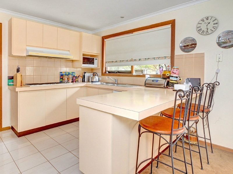 7 Hakea Drive, Mount Martha VIC 3934