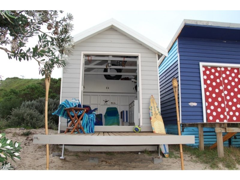 Bathing Box 9, Mills Beach, Mornington VIC 3931
