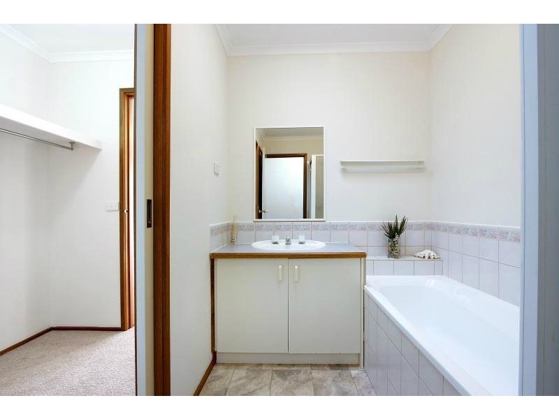 17/7 Cranswick Court, Mornington VIC 3931