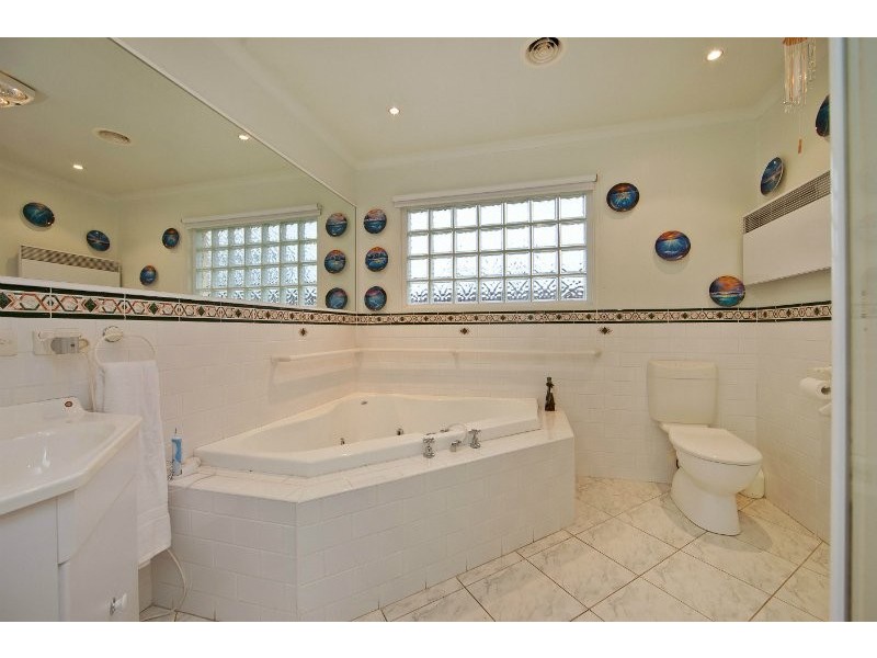 17 Benambra Street, Mornington VIC 3931