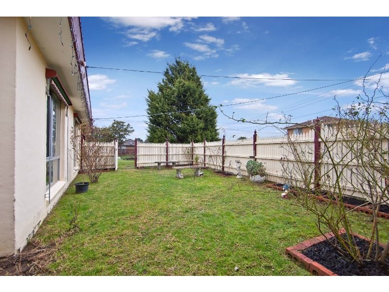 17 Benambra Street, Mornington VIC 3931