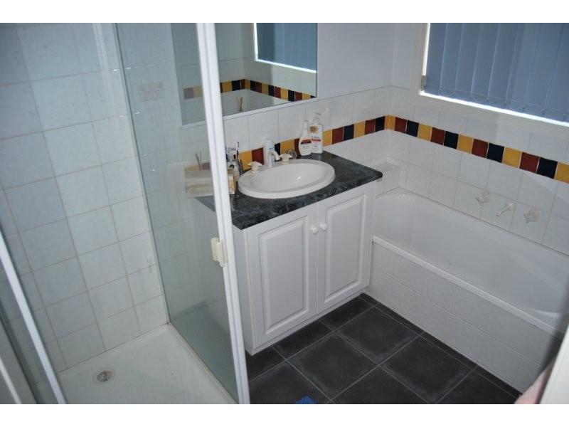 9 Moonrise Place, Mornington VIC 3931