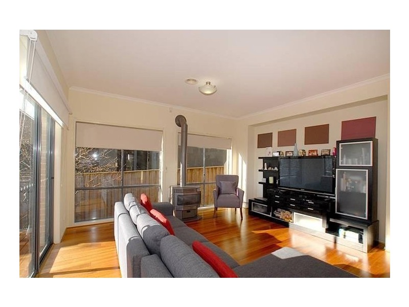 16 Glendenning Rise, Mornington VIC 3931