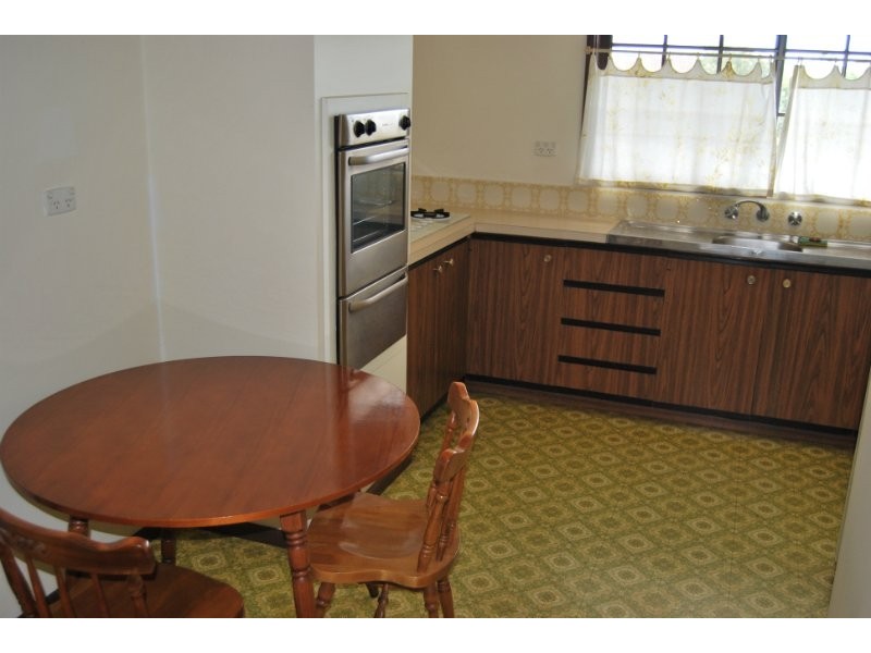 1/4-10 Napier Street, Mornington VIC 3931