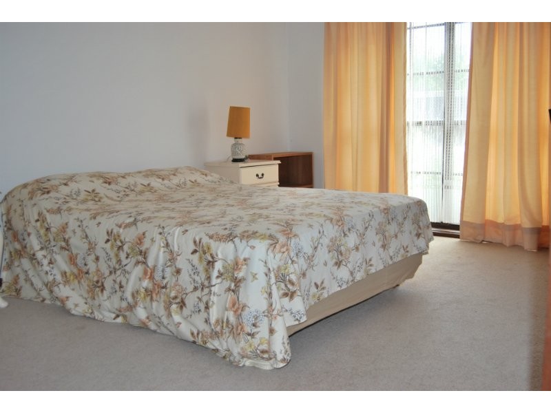 1/4-10 Napier Street, Mornington VIC 3931