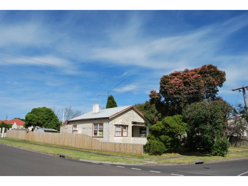 30 King Georges Ave, Mornington VIC 3931