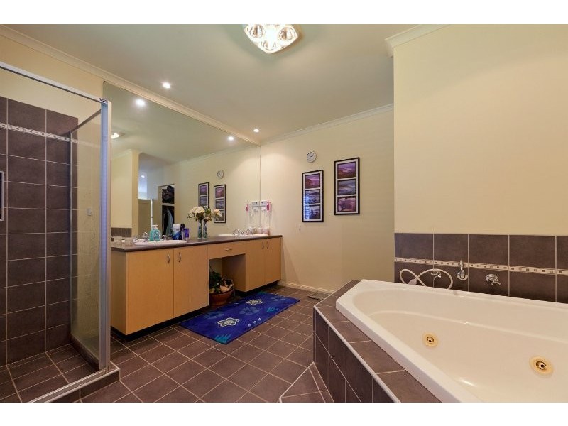 36 Summerfield Dve, Mornington VIC 3931