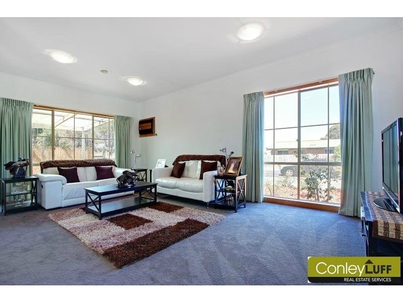 20 Moorhead Ave, Mornington VIC 3931
