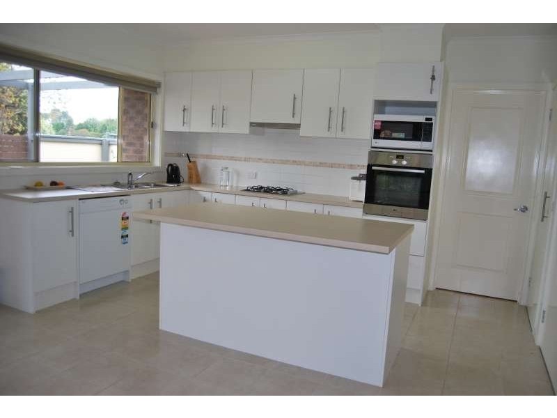 281 Dunns Rd, Mornington VIC 3931