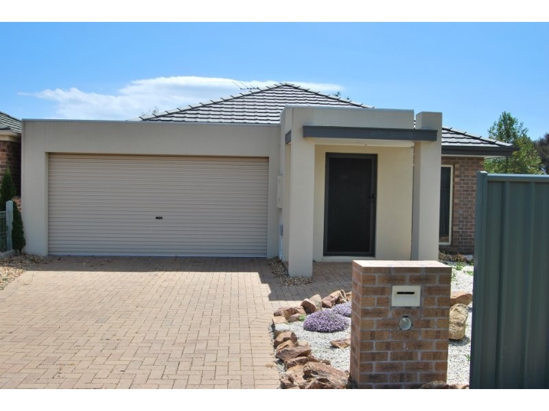 281 Dunns Rd, Mornington VIC 3931