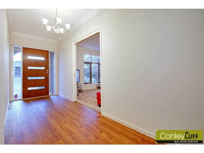 14 Antony Dr, Mornington VIC 3931