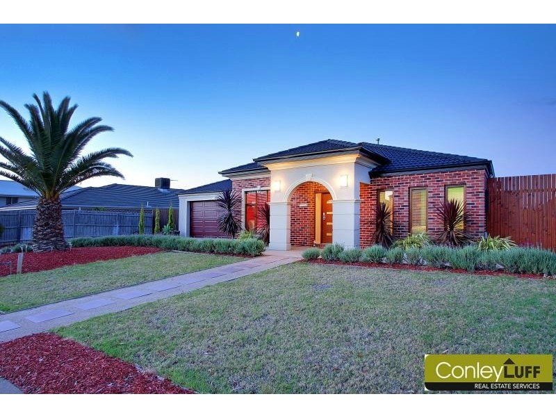 14 Antony Dr, Mornington VIC 3931