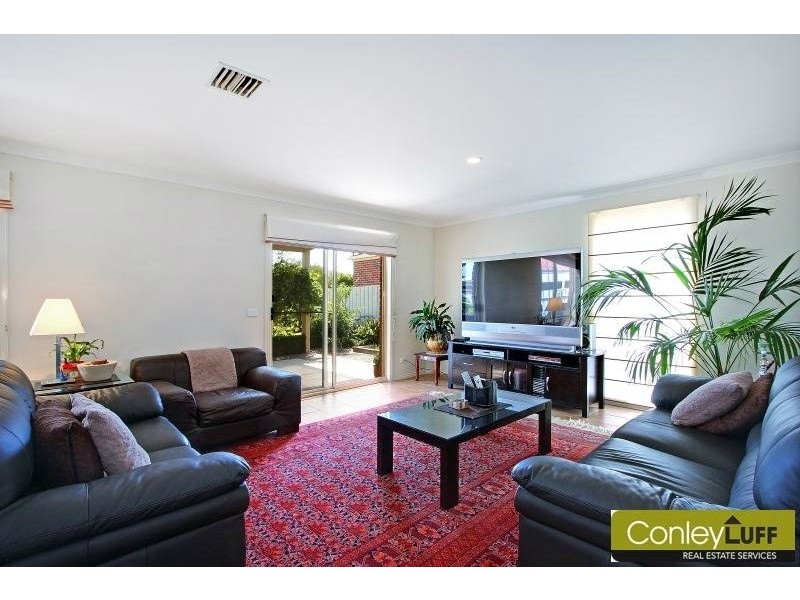 10 Samantha Drive, Mornington VIC 3931