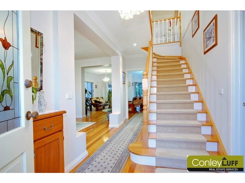 2 Coney Hurst Cres, Mornington VIC 3931