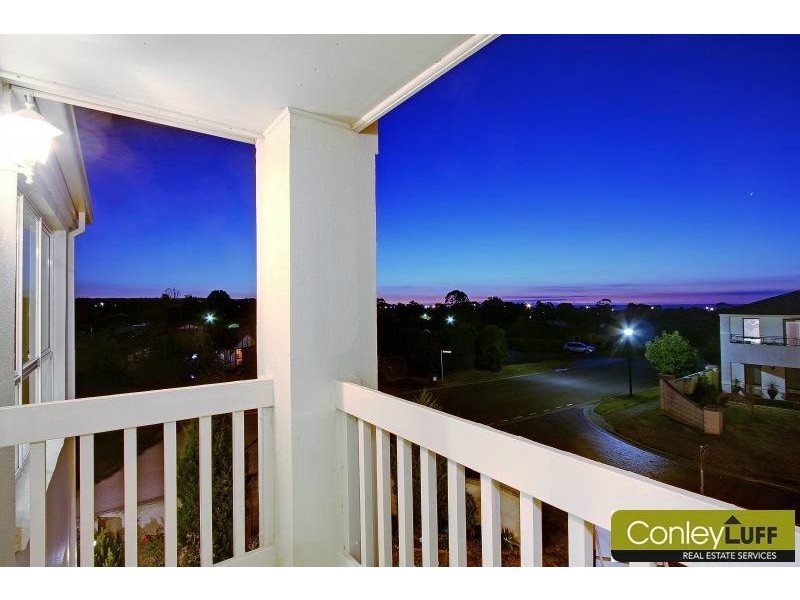 2 Coney Hurst Cres, Mornington VIC 3931