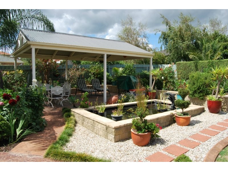 2 Coney Hurst Cres, Mornington VIC 3931