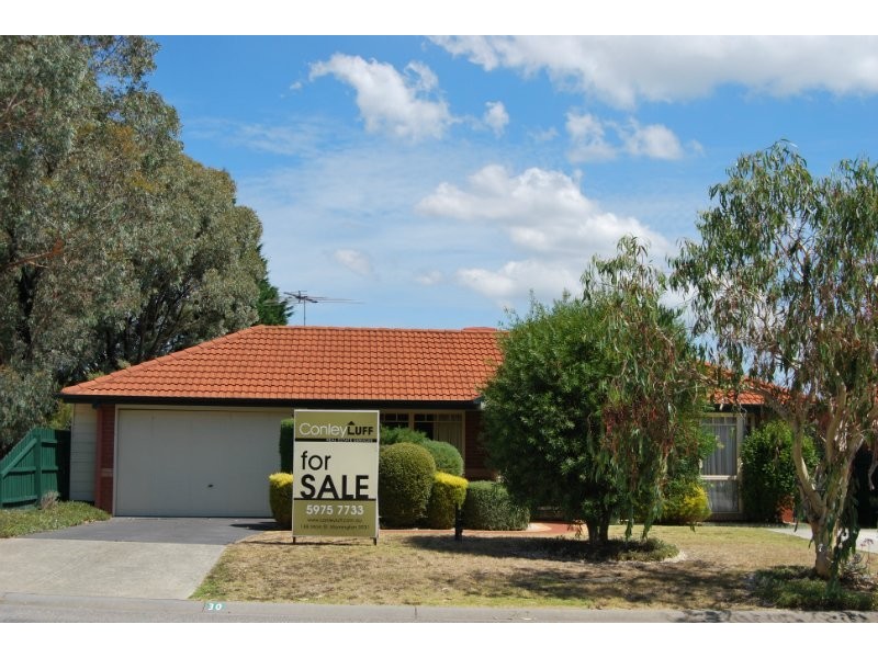 30 Parkside Cres, Mornington VIC 3931