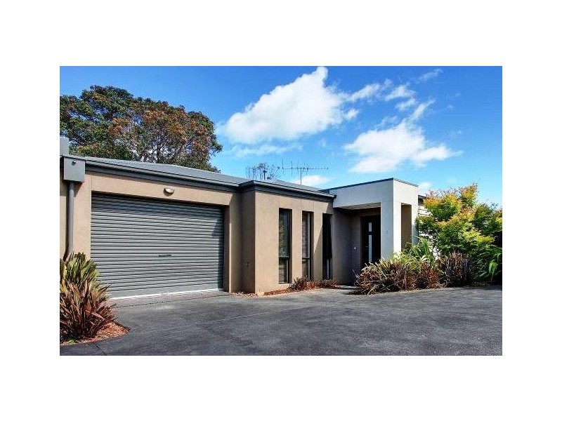 2/21 Kooyonga Gve, Mornington VIC 3931