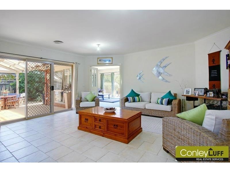 44 Ben Drive, Mornington VIC 3931